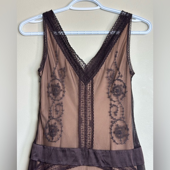 BCBGMaxAzria Black Nude Lace Midi Dress Size 0 Sheer V-Neck Cocktail Dress - Picture 3 of 7